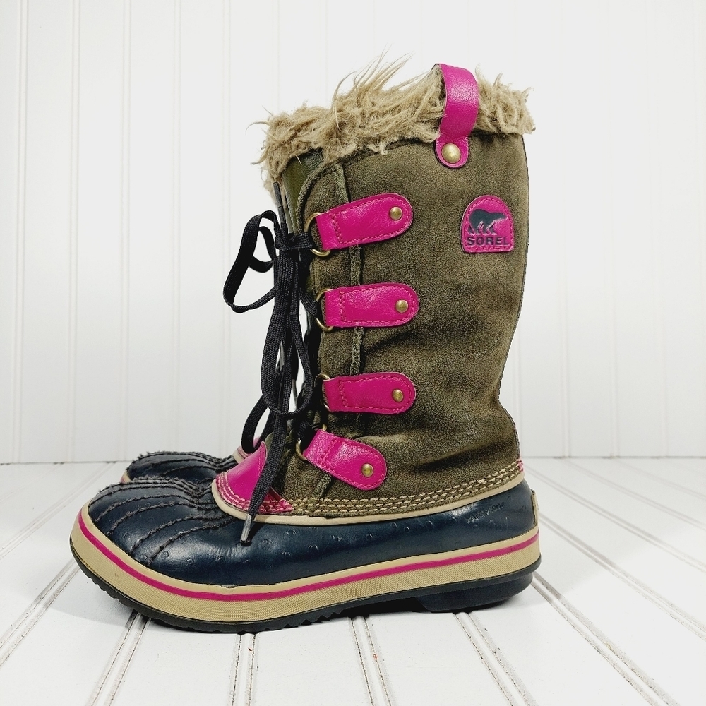 Sorel Kids Boots in Olive and Pink